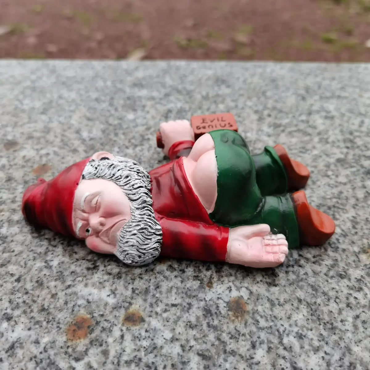 Drunken Garden Gnome Statue – Funny Resin Ornament